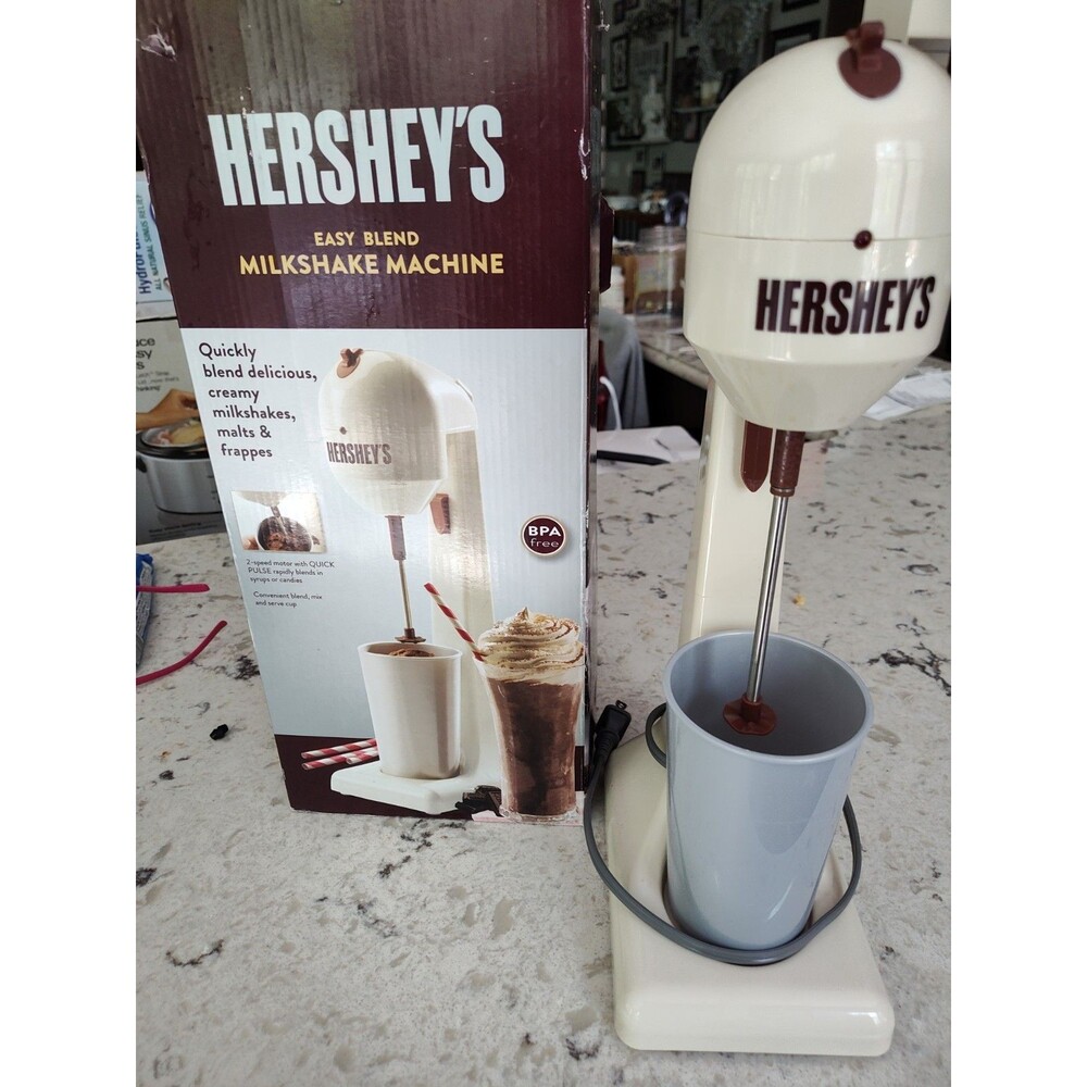 NEW Hershey's Chocolate Brand Milkshake Maker Mixer Brown Battery Power BPA FREE